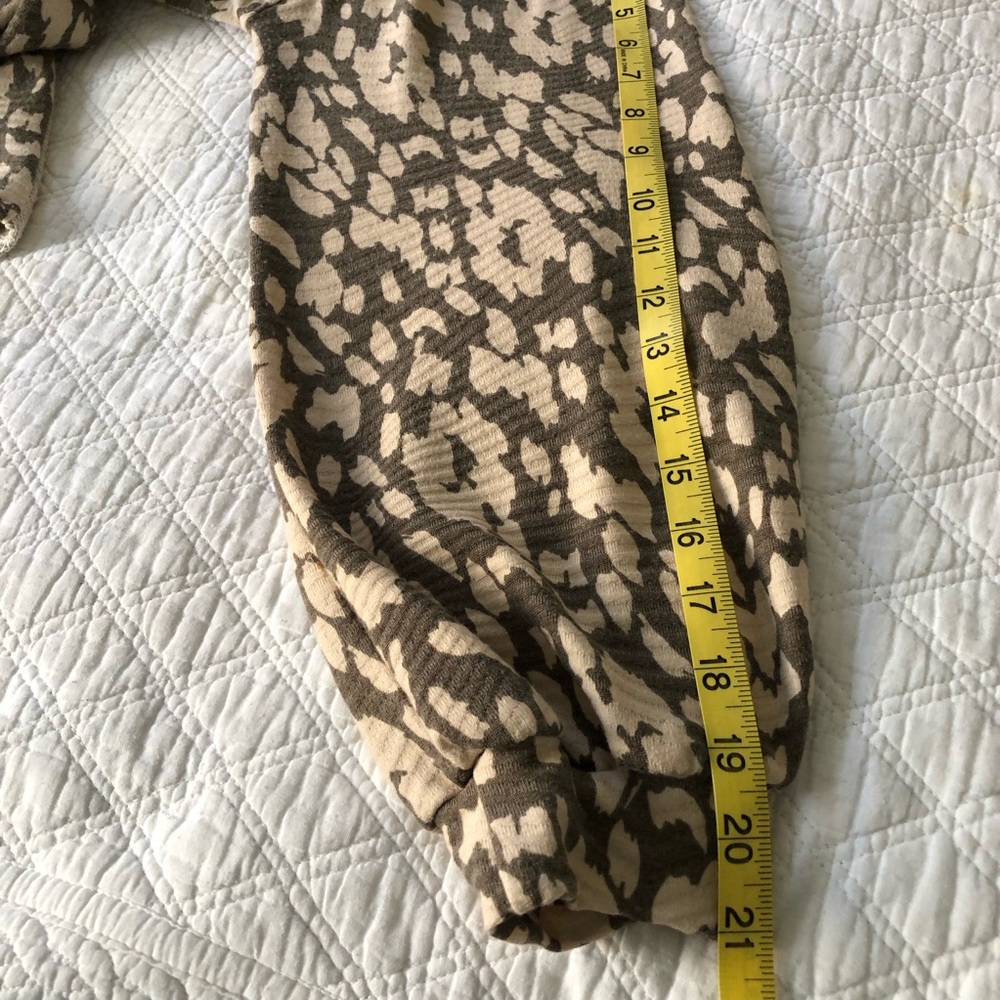 BiBi Neutral Beige Henley with Patterned Taupe Sleeves - Picture 10 of 12
